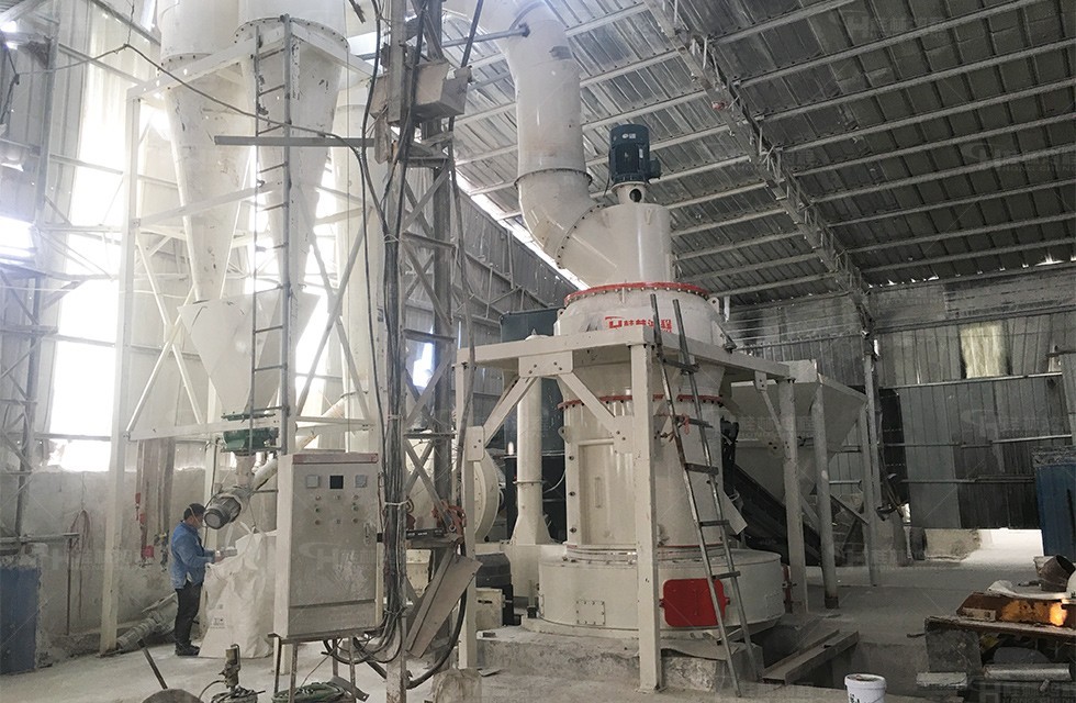 300目莫來(lái)石高效粉碎機(jī)