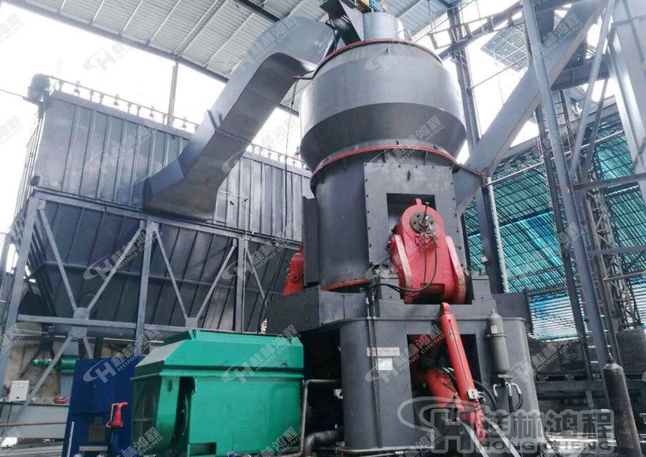 水泥立磨，立磨，立磨機(jī)，客戶現(xiàn)場(chǎng)，桂林鴻程磨粉機(jī)