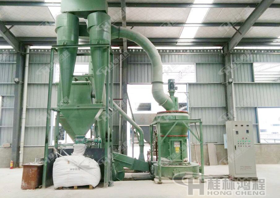 桂林鴻程雜鹵石雷蒙磨粉機，雜鹵石磨機，雜鹵石磨粉機-HC系列縱擺式磨粉機環保設備